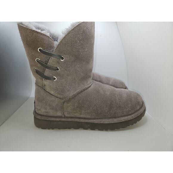 Women's UGG Constantine (1018629) Gray Suede Boots Size 8 EU 39 - Picture 4 of 16